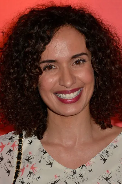 Portrait de Amelle Chahbi