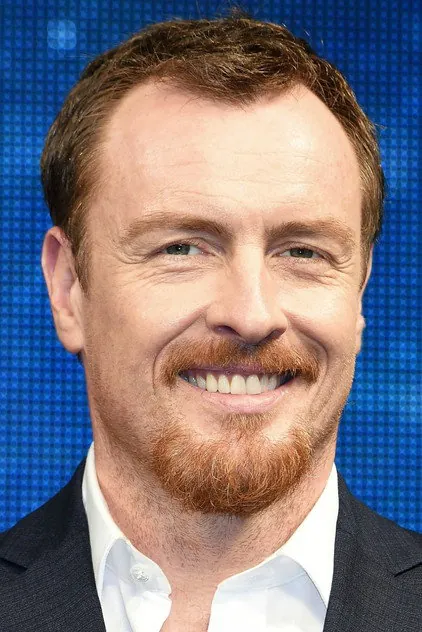 Portrait de Toby Stephens
