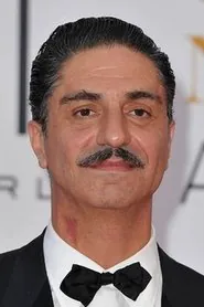 Portrait de Simon Abkarian