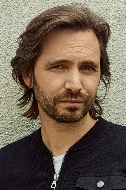 Portrait de Aaron Stanford