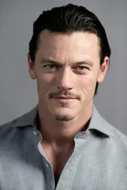 Portrait de Luke Evans