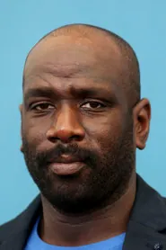 Portrait de Steve Tientcheu
