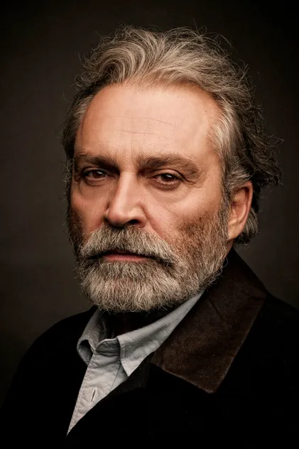 Portrait de Haluk Bilginer