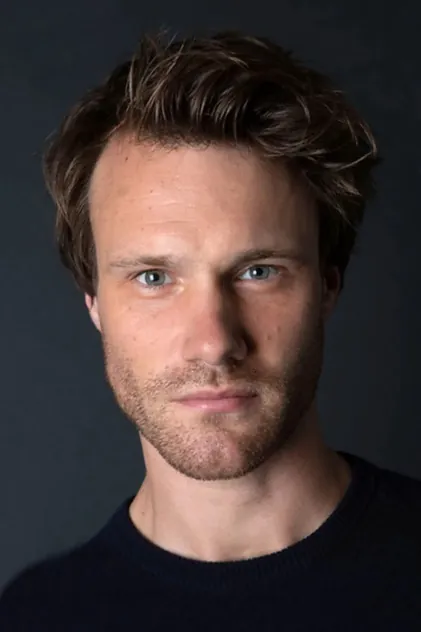 Portrait de Hugh Skinner