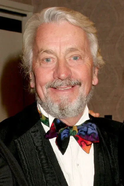 Portrait de Peter Dennis