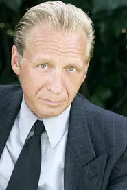 Portrait de Paul Raci