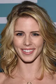 Portrait de Emily Bett Rickards