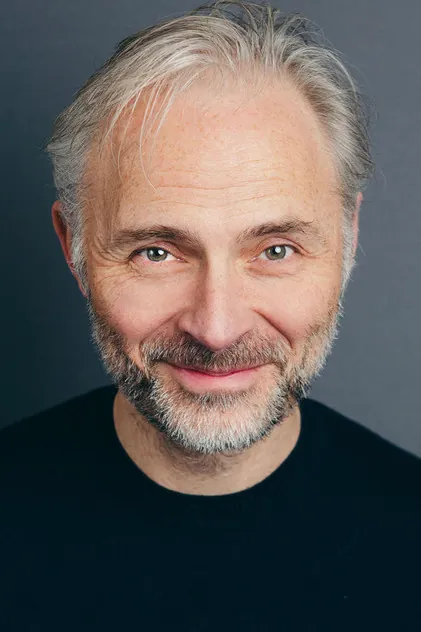 Portrait de Mark Bonnar