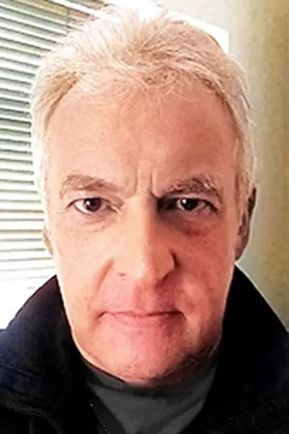 Portrait de Dan Russell