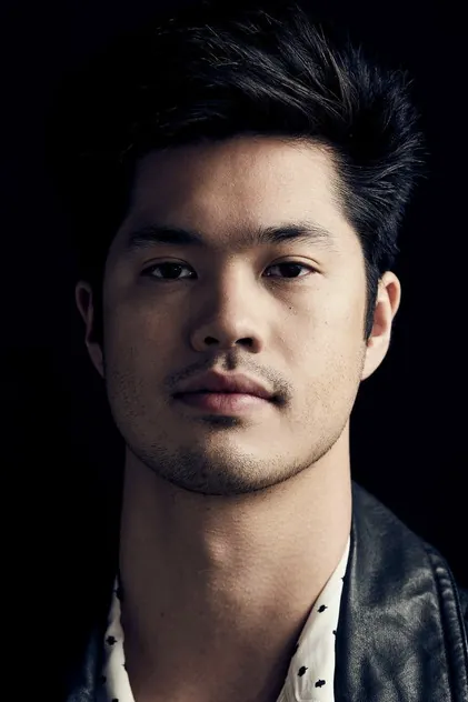 Portrait de Ross Butler