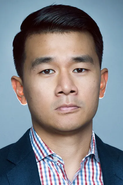 Portrait de Ronny Chieng