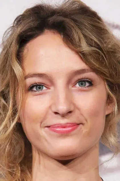 Portrait de Stéphanie Crayencour