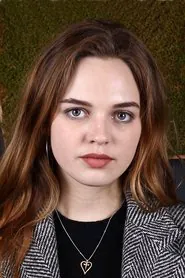 Portrait de Odessa Young