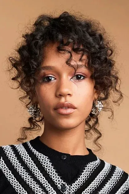 Portrait de Taylor Russell