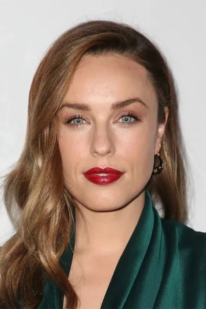 Portrait de Jessica McNamee