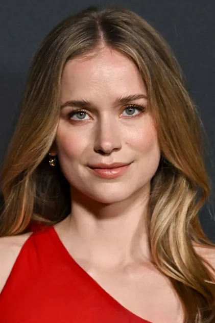 Portrait de Elizabeth Lail