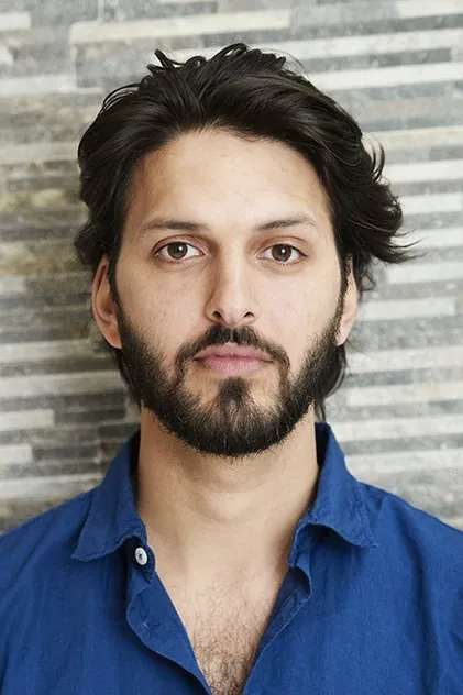 Portrait de Shazad Latif