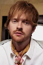 Portrait de FINNEAS