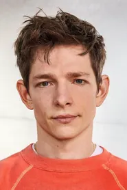 Portrait de Mike Faist