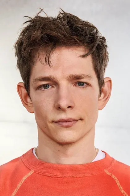 Portrait de Mike Faist