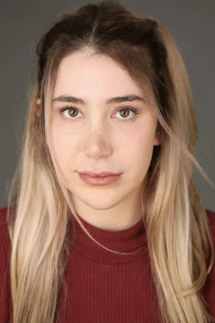 Portrait de Emma Raimi