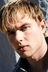 Portrait de Garrett Wareing