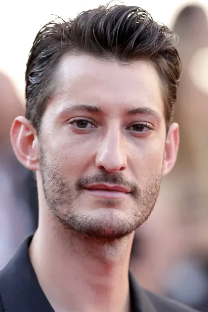 Portrait de Pierre Niney