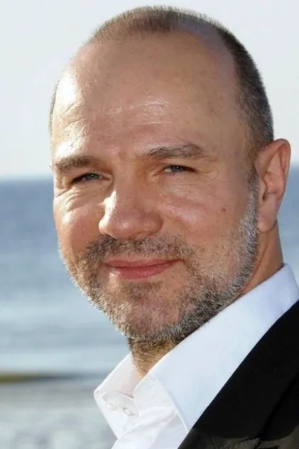 Portrait de Aurélien Recoing