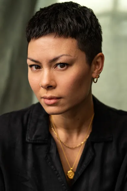 Portrait de Anna Leong Brophy