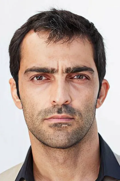 Portrait de Reza Akhlaghirad
