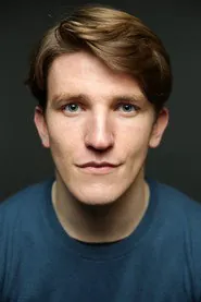 Portrait de Ewan Mitchell