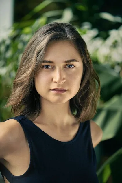 Portrait de Isabella Nefar