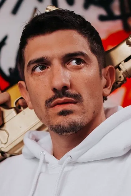 Portrait de Andrew Schulz