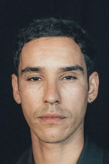 Portrait de Adam Bessa