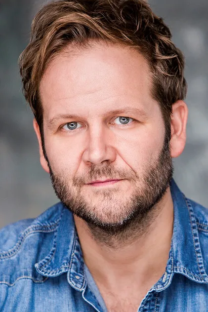 Portrait de Evan Buliung