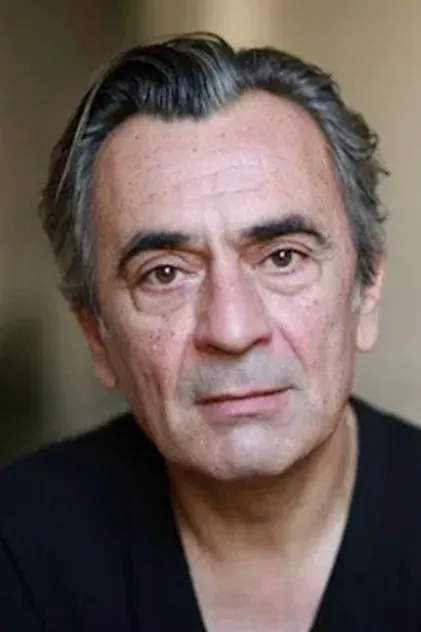 Portrait de Michel Bompoil