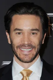 Portrait de Tom Pelphrey