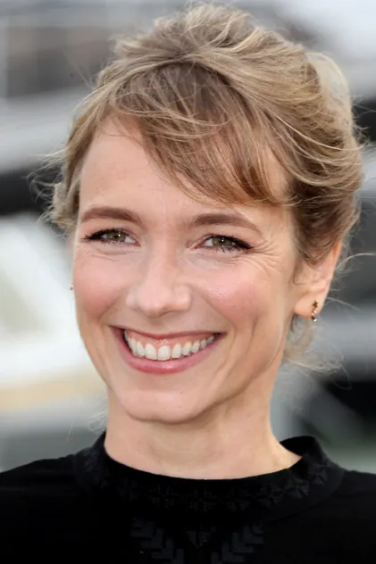 Portrait de Julie-Anne Roth