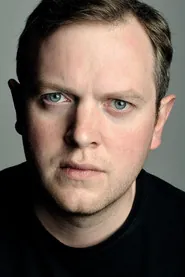 Portrait de Miles Jupp