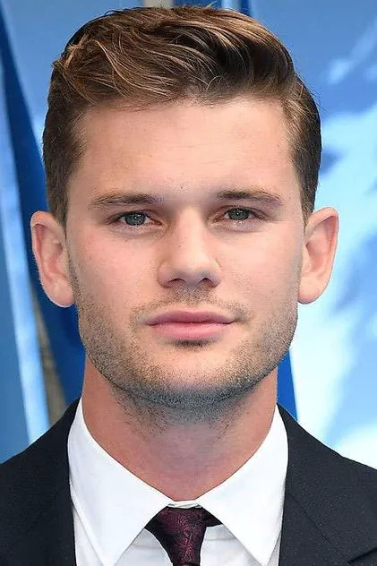 Portrait de Jeremy Irvine
