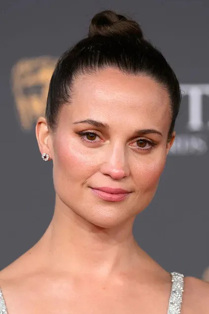 Portrait de Alicia Vikander