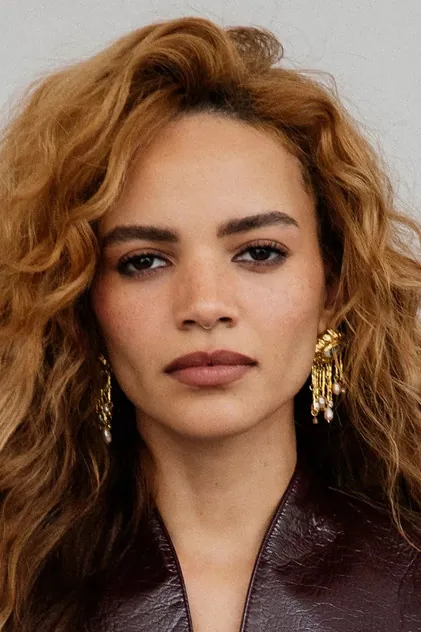 Portrait de Leslie Grace