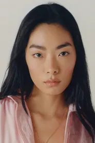 Portrait de リナ・サワヤマ