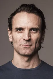 Portrait de Arben Bajraktaraj