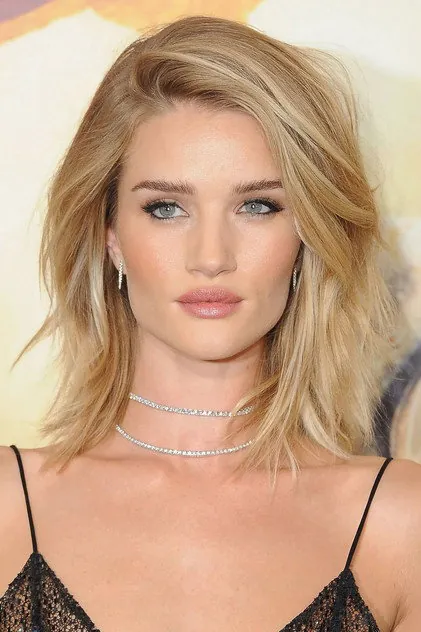 Portrait de Rosie Huntington-Whiteley
