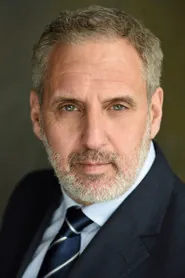 Portrait de Vincent Riotta
