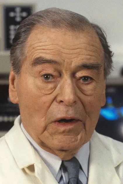 Portrait de Sebastian Shaw