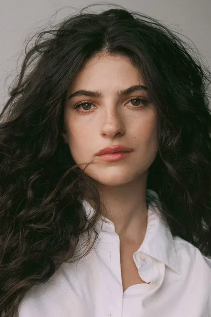 Portrait de Ella Rubin