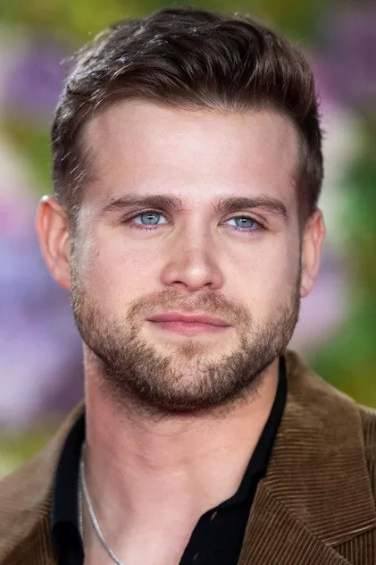 Portrait de Leo Woodall