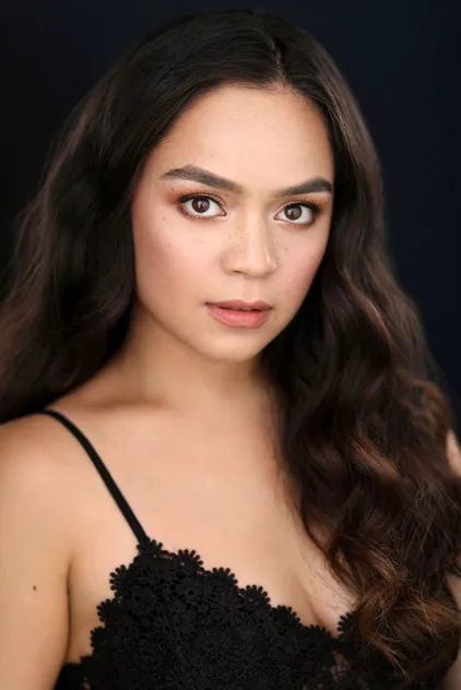 Portrait de Kaitlyn Santa Juana